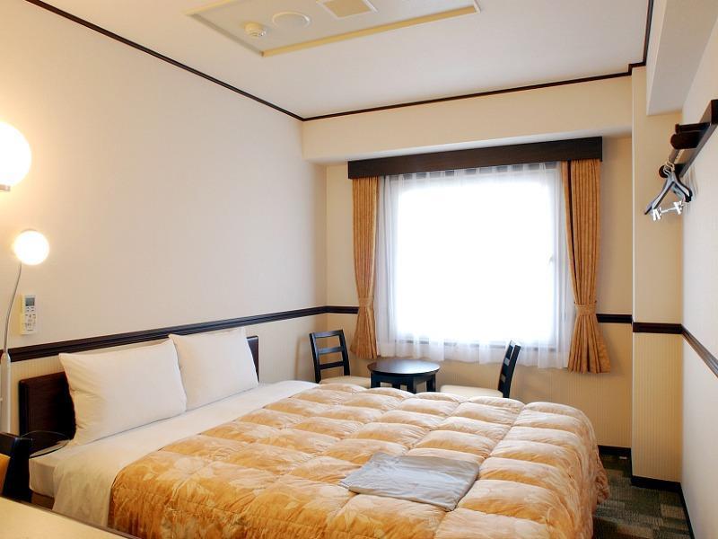 Toyoko Inn Hokkaido Asahikawa Ekimae Ichijo Dori Exterior photo